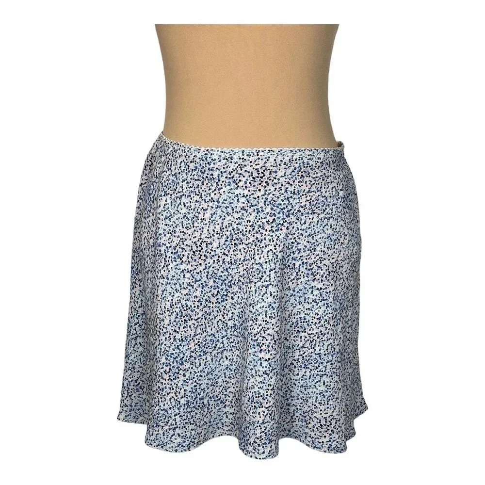 Altar'd State mini skirt with an elastic waistband‎